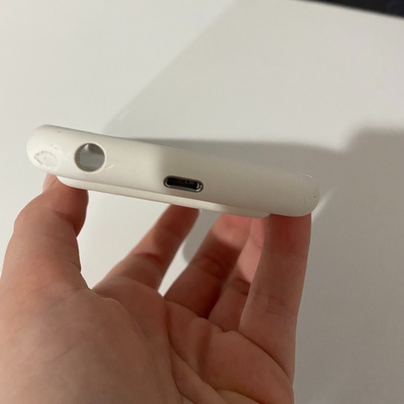 iPhone Smart Charging Case - Picture 6 of 6